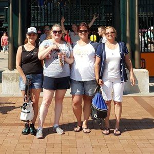 Meet your Posher, Debbie